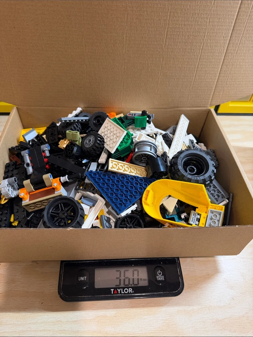 Bulk Mixed Lego Bricks Parts Pieces Lot, Clean Genuine Lego 2 LB